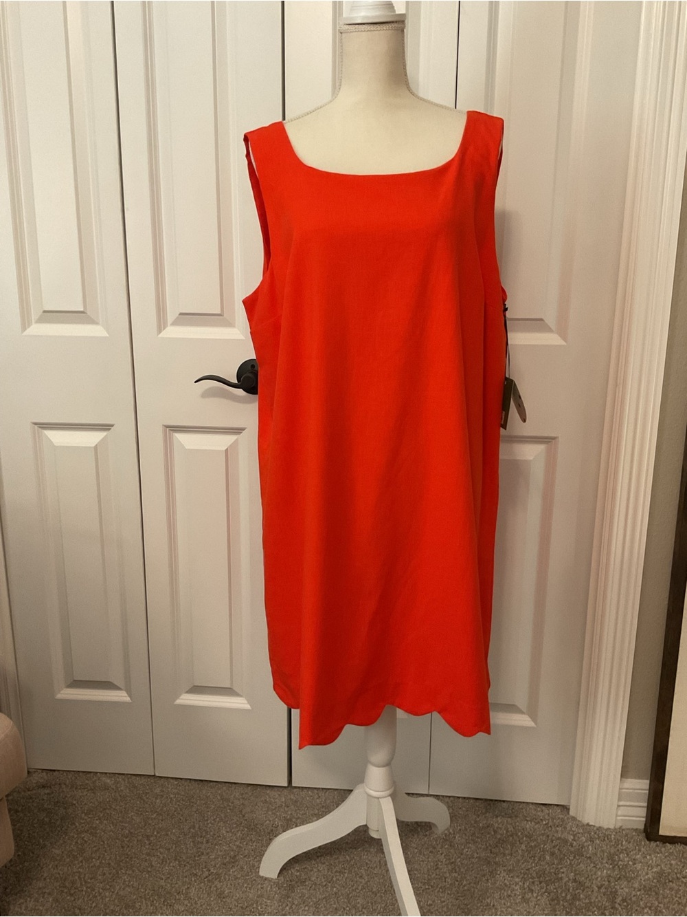 ⛔️Kate Spade New York X Target Women's Scalloped Mini Shift Dress
Size XL NWT